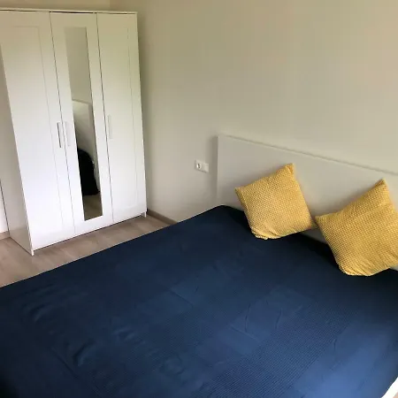 Behouse@lake Apartment *