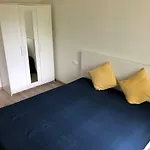 Behouse@lake Apartament *